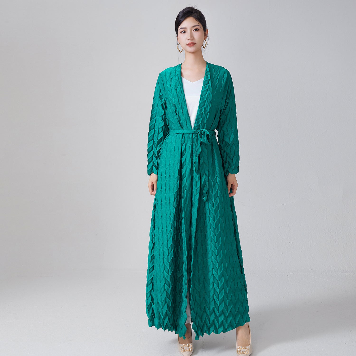 Pleats Please Lace-Up Trench Coat – Plus-Size Friendly Pleated Mid-Length Jacket