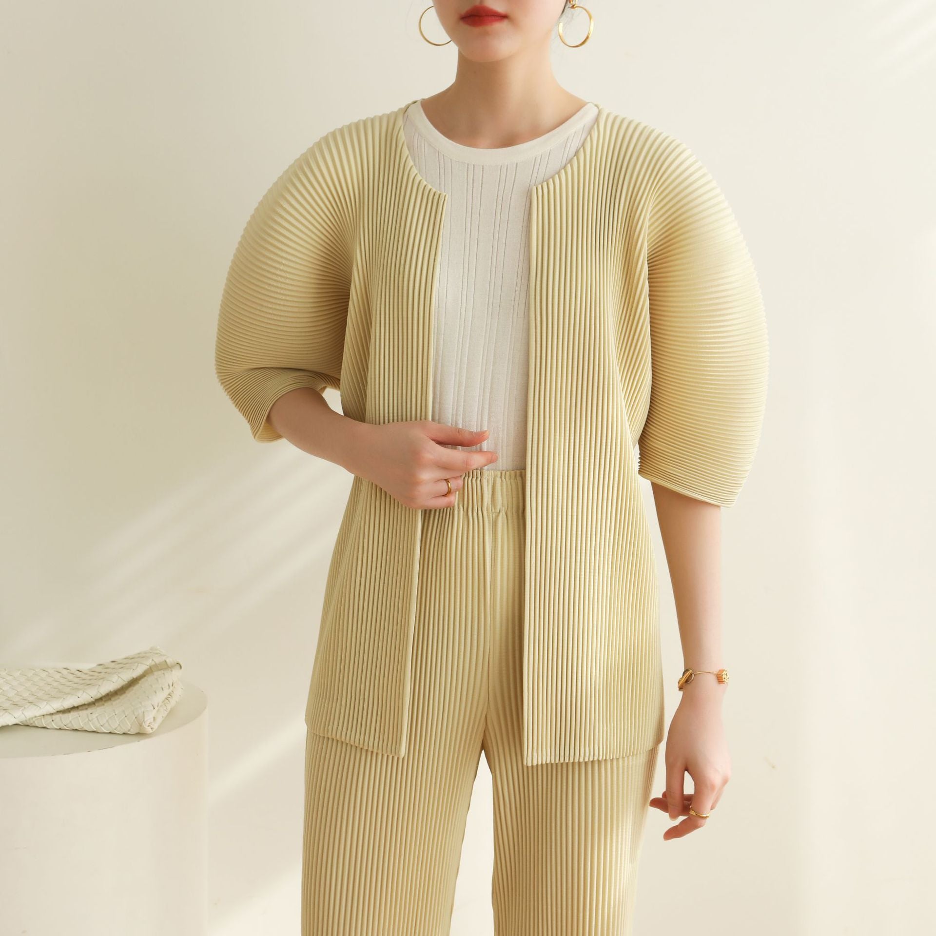 Pleated Two-Piece Set – Lace-Up Cardigan Jacket & Cropped Pants, Casual Chic Style