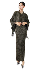 Pleats Please Two-Piece Set – Fringed Shawl & Elegant Pleated Dress