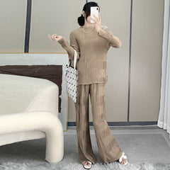 Women’s Fall Pleated Two-Piece Set – Crew Neck Top and Wide-Leg Pants