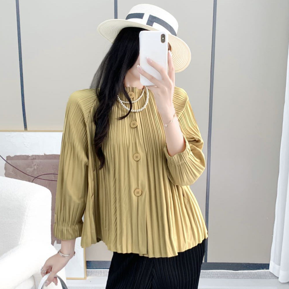 Pleated Short Trench Jacket – Chic Lightweight Outerwear for Women