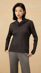 Women’s Autumn Pleated Hoodie – Slim Fit Solid Color Sweatshirt