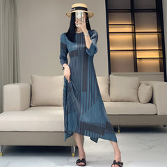 Miyake stripe print vintage dress women's spring and summer high-end pleats waist slimming crew neck bottom long skirt