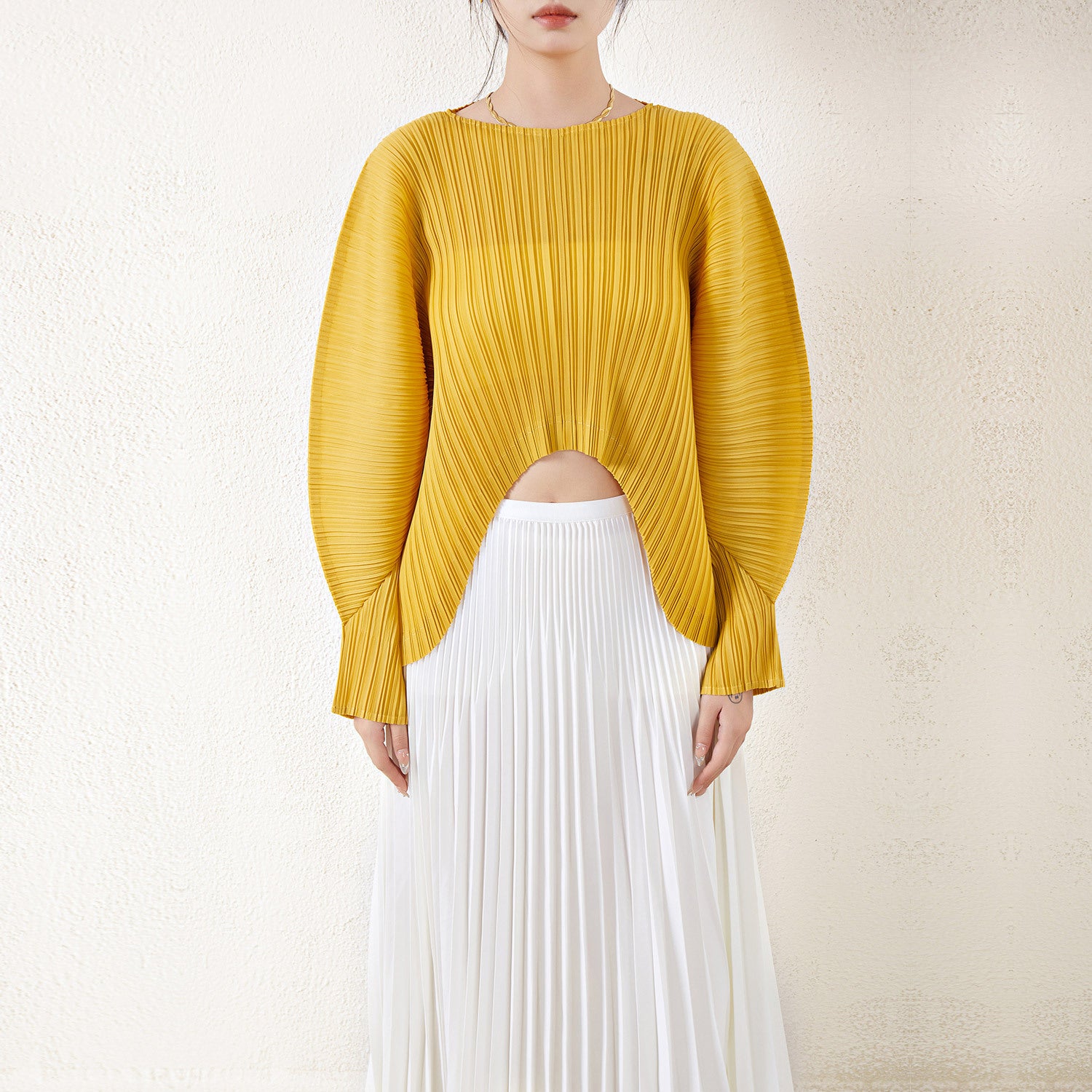 Pleated Batwing Sleeve Cardigan Top – Lightweight and Stylish Layer for Women