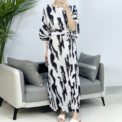 2025 Fall Winter Pleated Printed Maxi Dress – V-Fold Design, Elegant Casual Style for Women