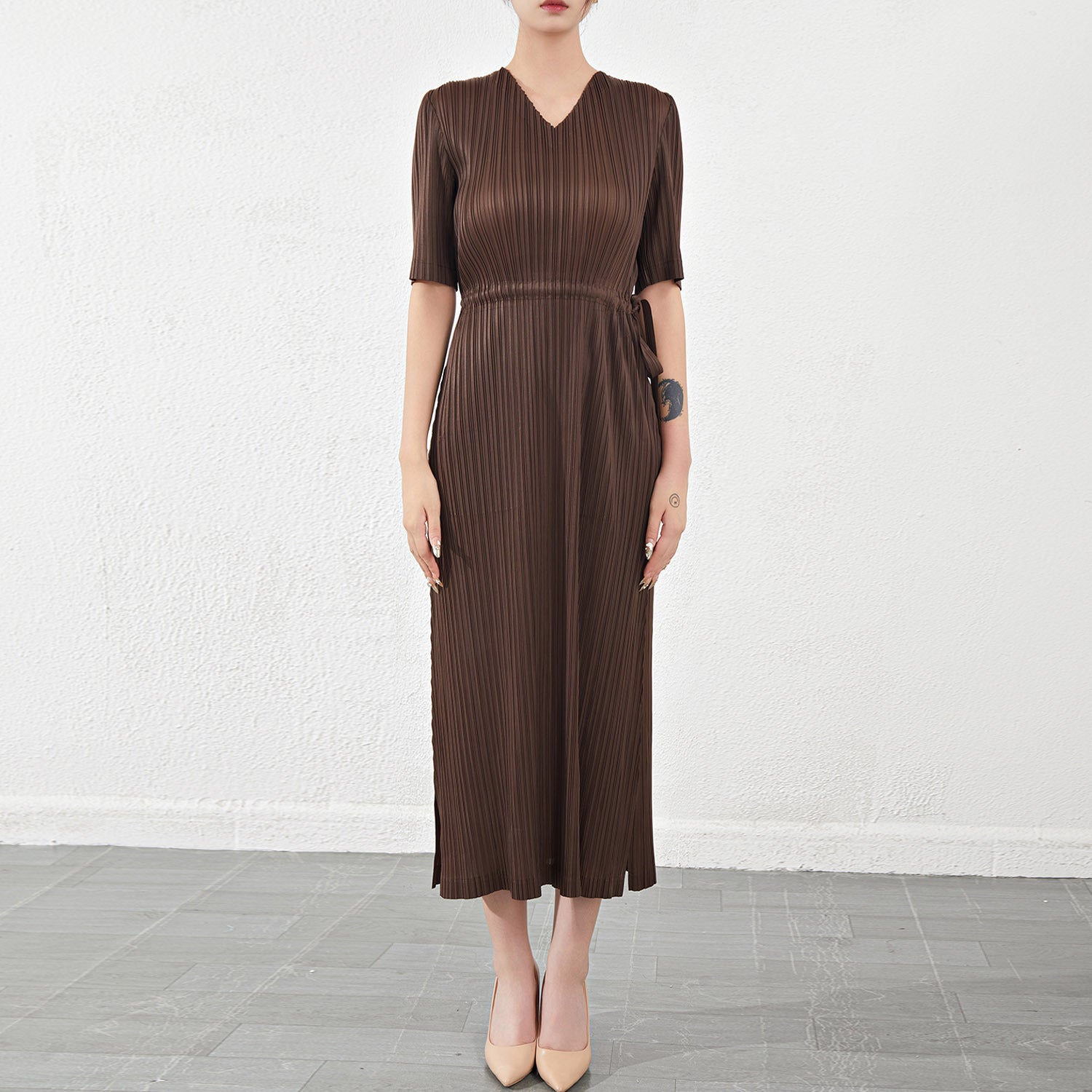 Pleats Please V-Neck Dress – Short-Sleeve Pleated Maxi, Loose Slimming Style