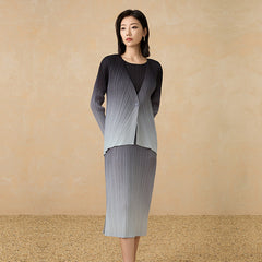 2025 Pleated Gradient Two-Piece Set – Short Cardigan Jacket & Elegant Sundress