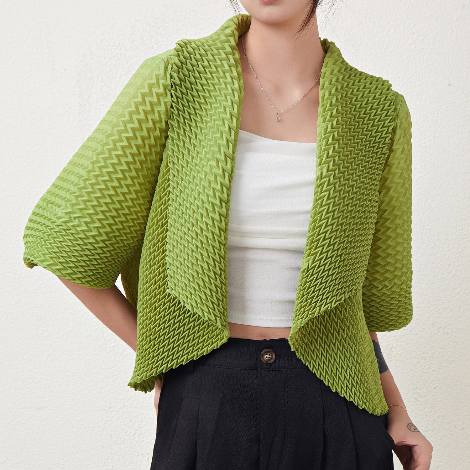 Pleated Plus-Size Sunscreen Shawl Cardigan – Lightweight Summer Layer for Women