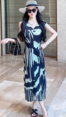 Retro design long contrast dress Miyake summer 2025 female slimming crew neck sleeveless pleated skirt