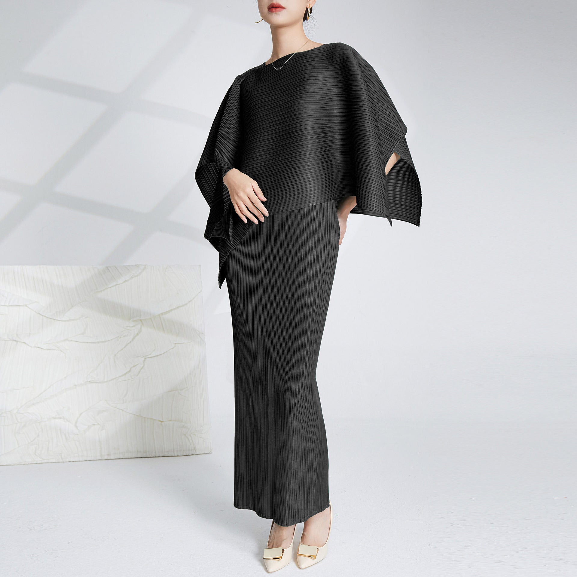 Issey Miyake Pleats Please Style – 兩件套吊帶裙套頭衫套裝