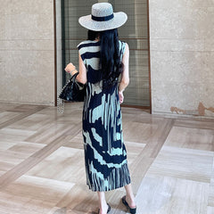 Retro design long contrast dress Miyake summer 2025 female slimming crew neck sleeveless pleated skirt