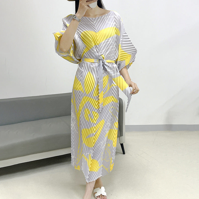 2025 Fall Winter Pleated Printed Maxi Dress – V-Fold Design, Elegant Casual Style for Women