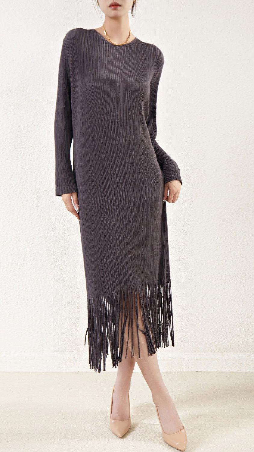 Pleated Knitted Tassel Skirt Dress – Chic and Elegant Women’s Outfit