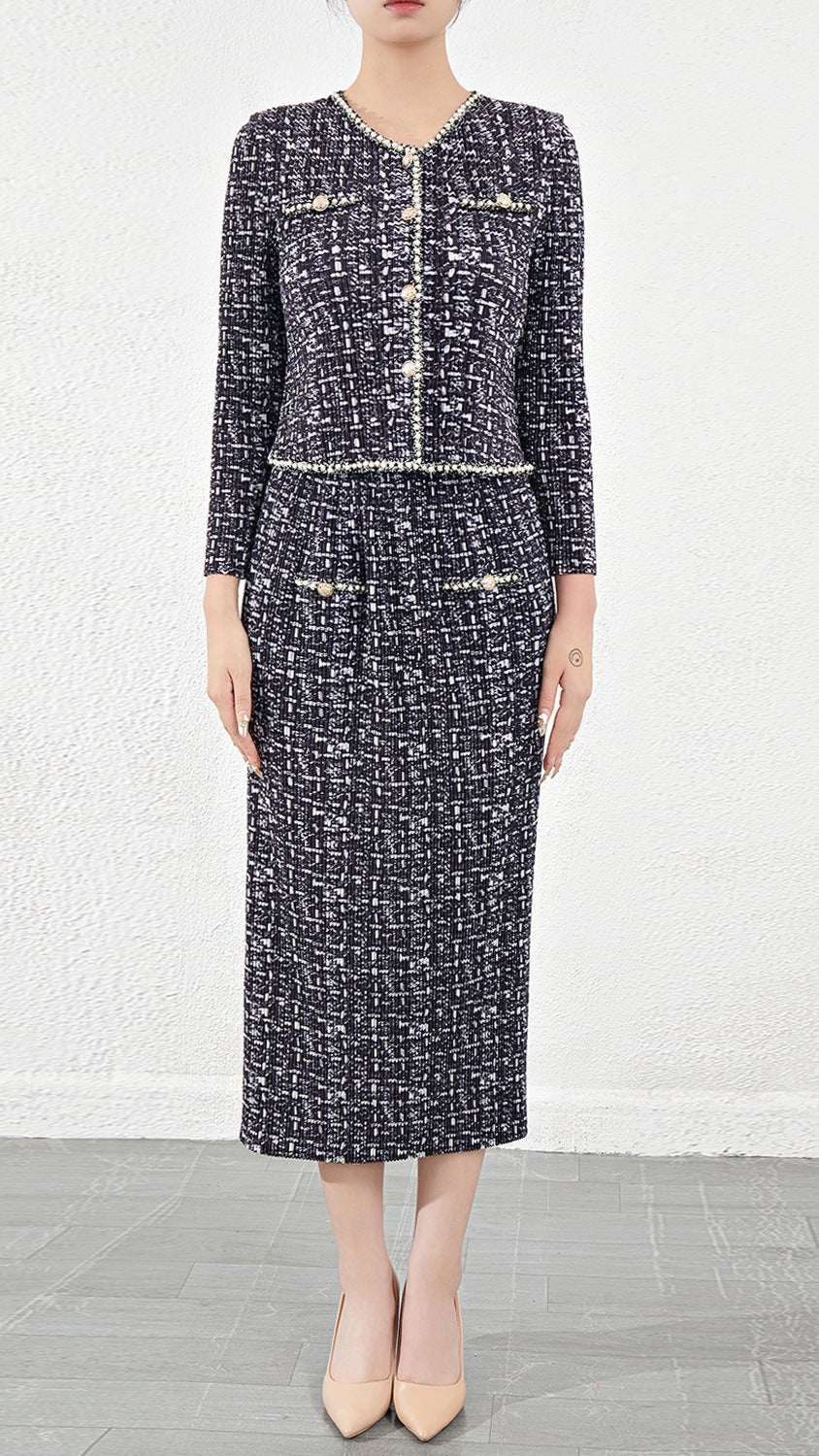 Pleated Short Jacket Two-Piece Set – Chic Women’s Outfit