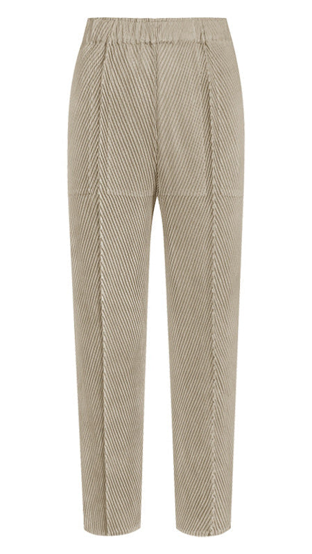 Pleated Fish Scale Pants – Casual Loose Slimming Solid Trousers
