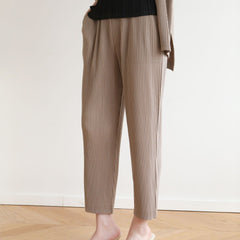 Pleated Two-Piece Set – Lace-Up Cardigan Jacket & Cropped Pants, Casual Chic Style
