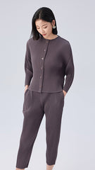 Pleated Two-Piece Set – High-End Single-Breasted Jacket and Slim Pants