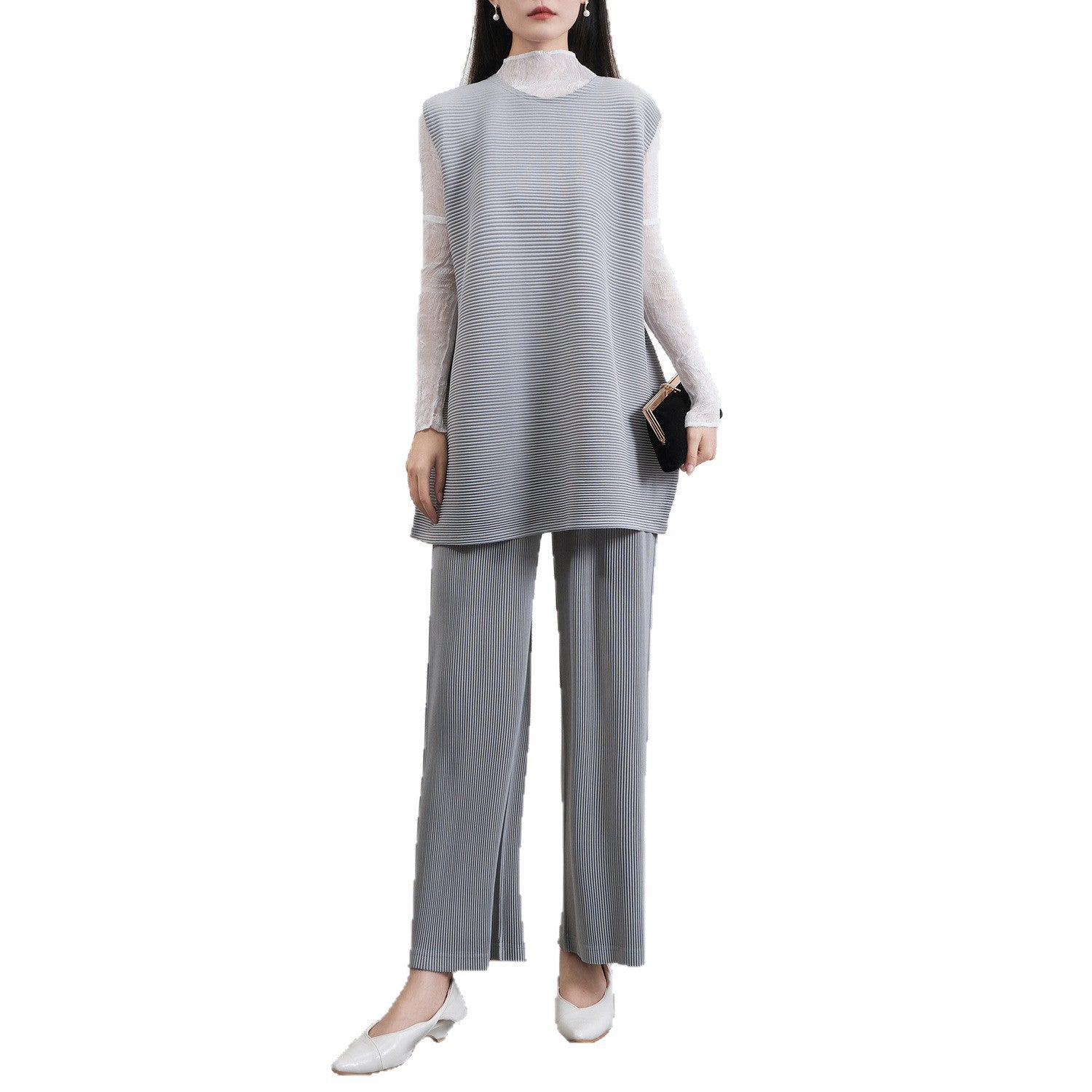 Pleated Gray Sleeveless Top and Wide-Leg Pants Set – Chic Two-Piece Outfit