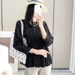 Pleated Short Trench Jacket – Chic Lightweight Outerwear for Women