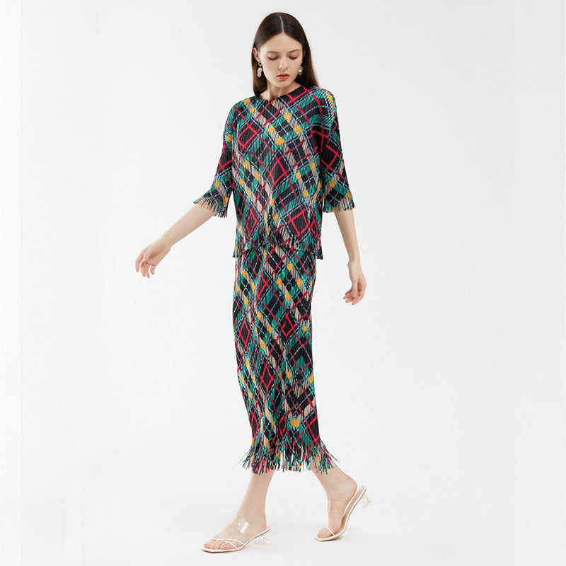 Pleats Please Two-Piece Set – Rhombic Pleated Top & Tassel A-Line Skirt