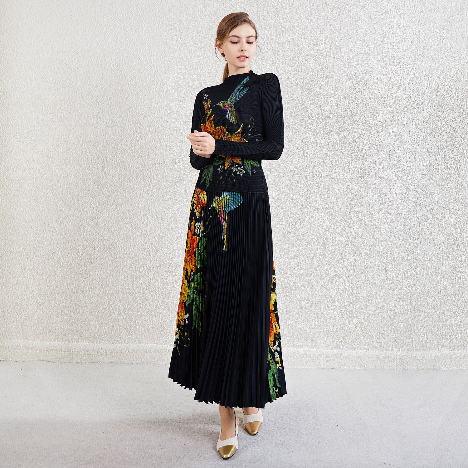Pleated Print Chiffon Top and Skirt Set – Elegant Two-Piece Outfit