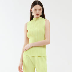 Pleats Summer Slim Sleeveless High-Neck Pleated Vest – Elegant Basic Top