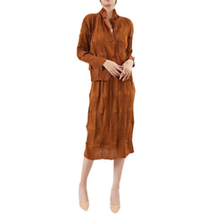Pleated Slimming Skirt Two-Piece Set – Chic and Elegant Women’s Outfit