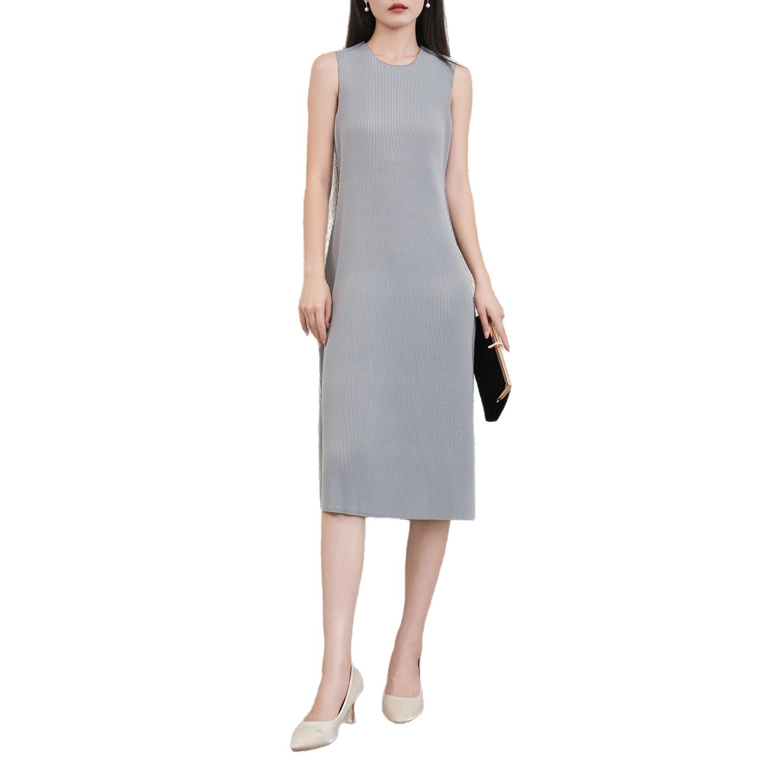 Pleated Sleeveless Vest Dress – Chic and Modern Women’s Outfit