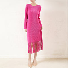 Pleated Knitted Tassel Skirt Dress – Chic and Elegant Women’s Outfit